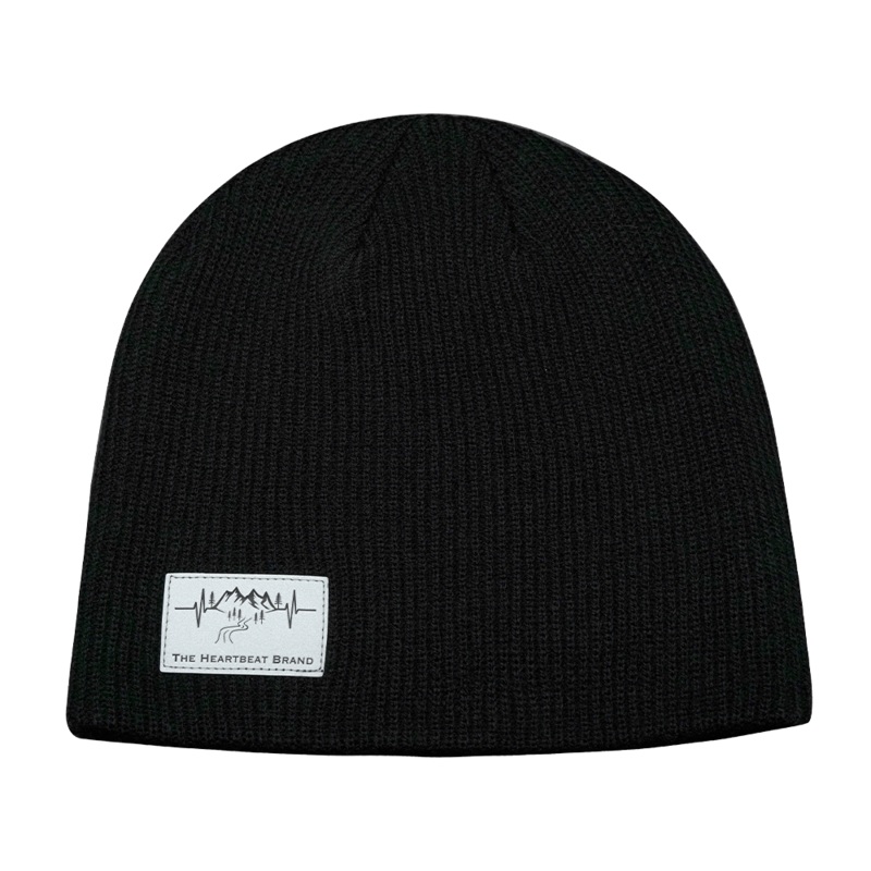 Mountains Beanie – No Cuff – Black