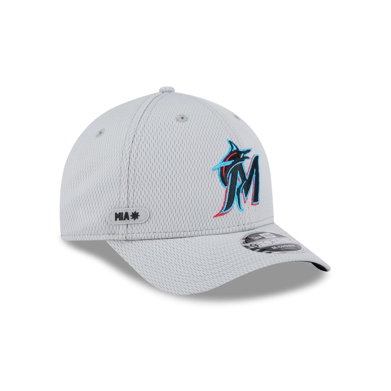 Miami Marlins 2025 Clubhouse Gray 9FORTY M-Crown Snapback Hat One Size