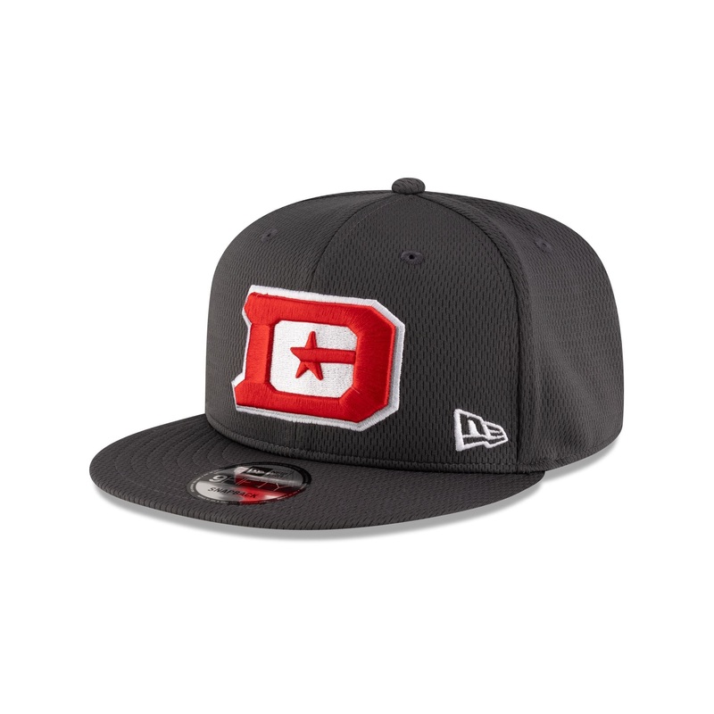 DC Defenders Gray 9FIFTY Snapback Hat One Size