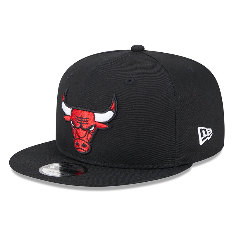 New Era 9FIFTY Chicago Bulls Snapback Cap – NBA Metallic Arch – Black Small/Medium