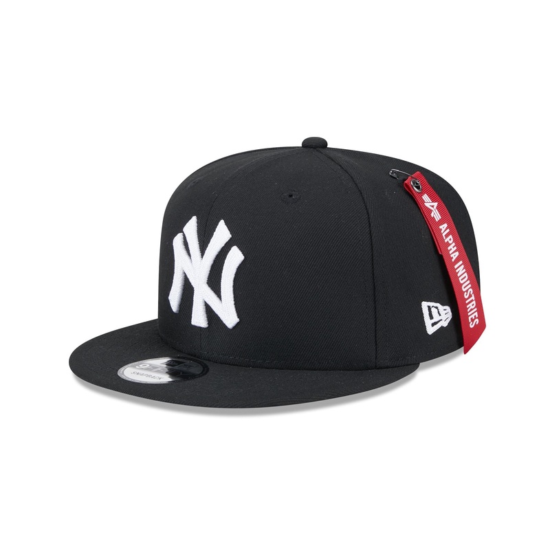 Alpha Industries x New York Yankees Black 9FIFTY Snapback Hat One Size
