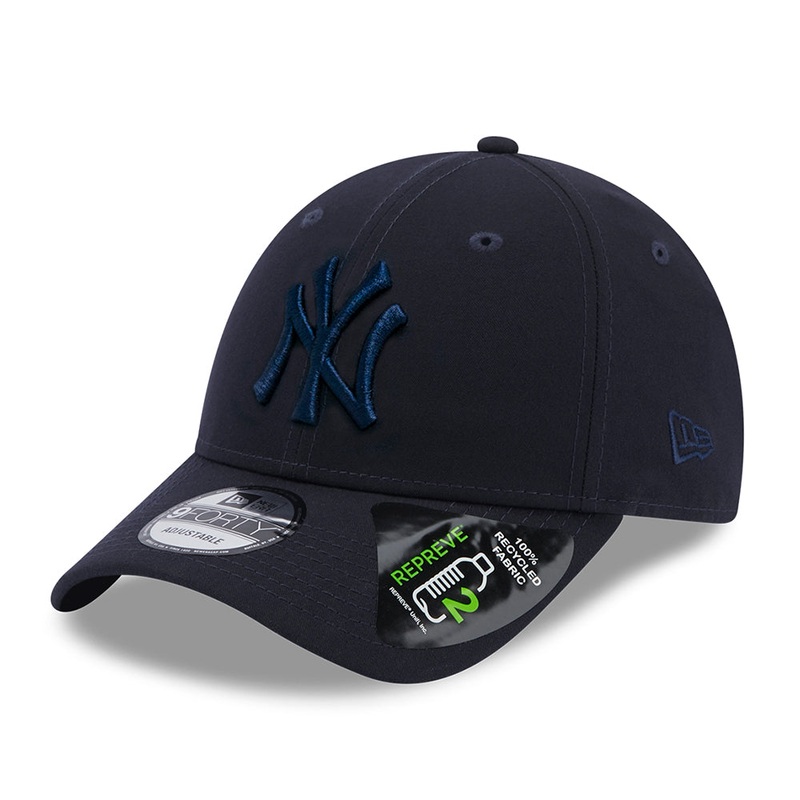 New Era 9FORTY New York Yankees Baseball Cap – MLB Repreve – Navy On Navy Adjustable