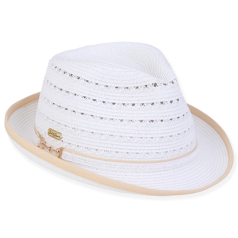 Vented Crown Fedora with Gold Chain Detail – Sun ‘n’ Sand White OS (57 cm)