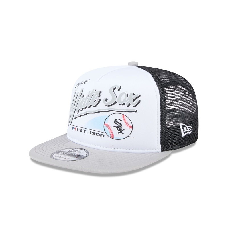 Chicago White Sox Retro Script 9FIFTY A-Frame Trucker Hat One Size