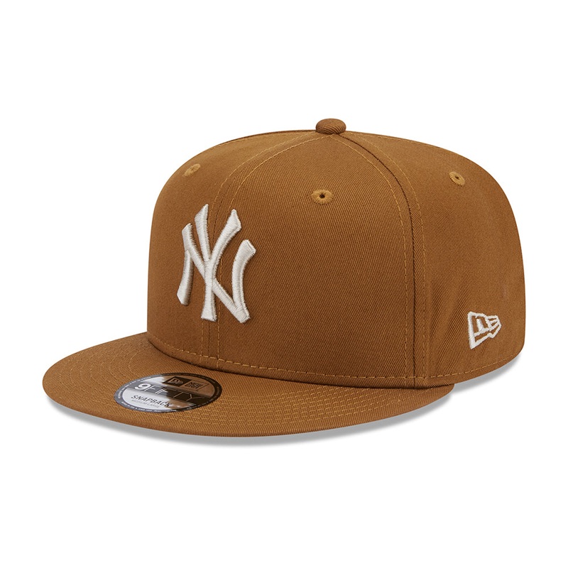 New Era 9FIFTY New York Yankees Snapback Cap – MLB League Essential – Toffee-Stone Small/Medium