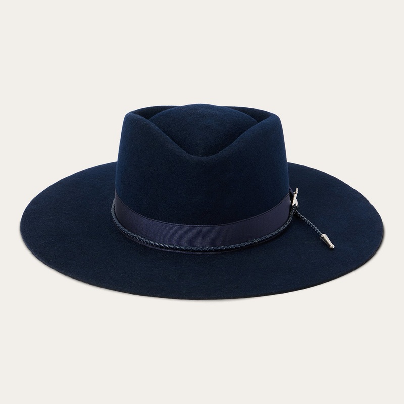 Dylan Navy S