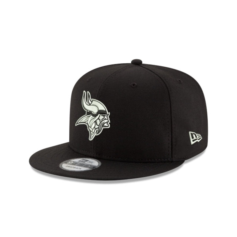 Minnesota Vikings Black and White 9FIFTY Snapback Hat One Size