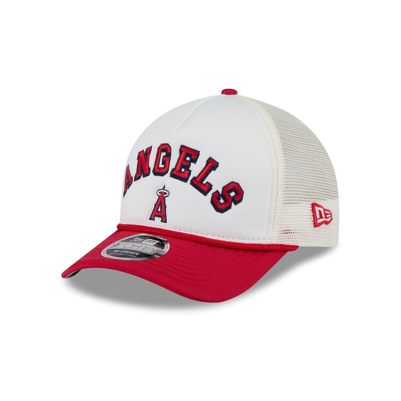 Los Angeles Angels Chrome Arch 9FORTY M-Crown A-Frame Trucker Hat One Size