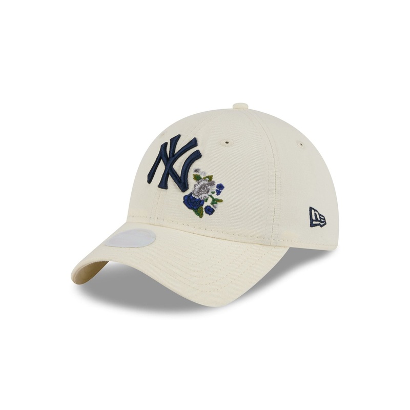 New York Yankees Women’s Floral Stitch 9TWENTY Adjustable Hat One Size