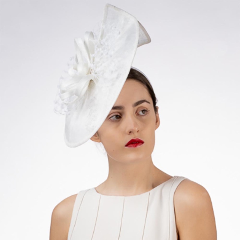 Wavy Sinamay Disk Cocktail Hat – KaKyCO White