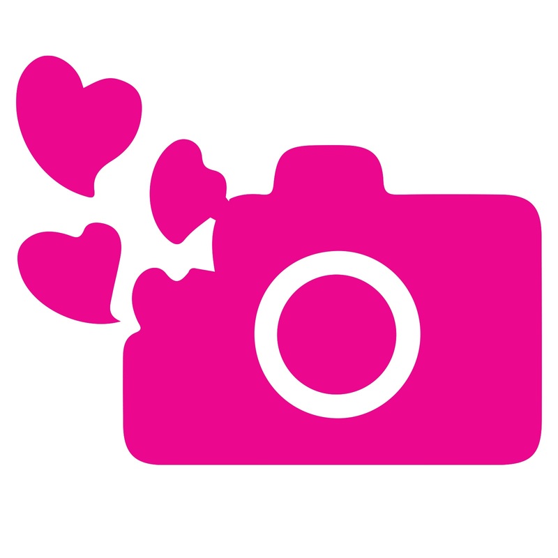 Camera And Hearts Camera And Hearts One Size