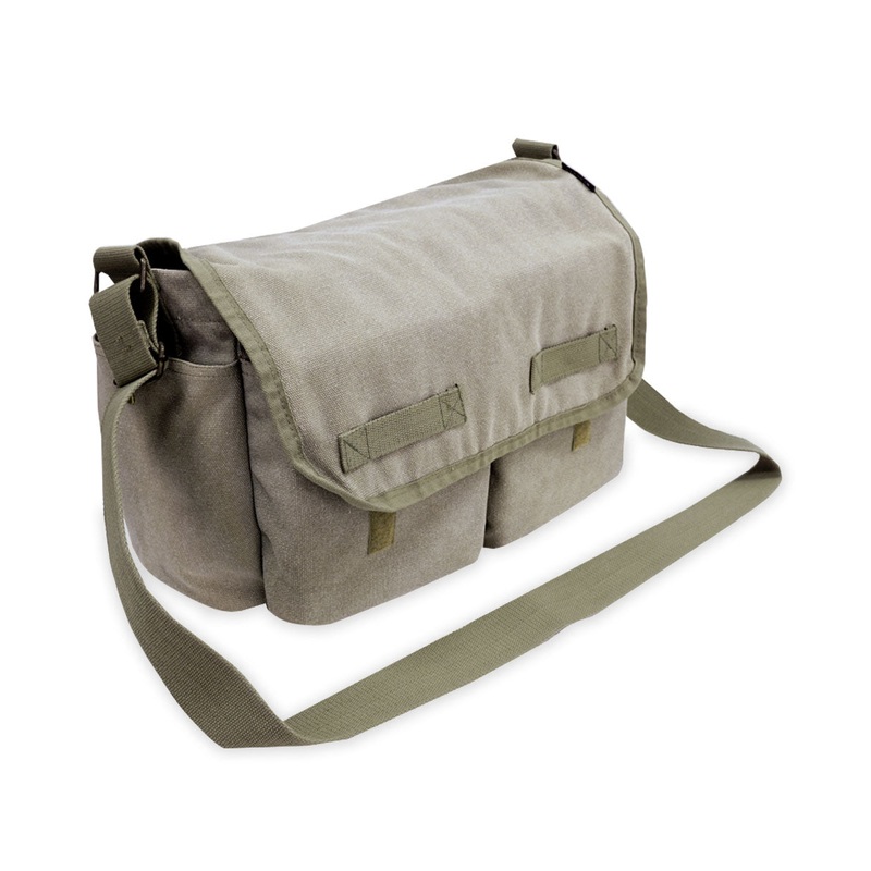 Everest Large Canvas Messenger Bag CT073L