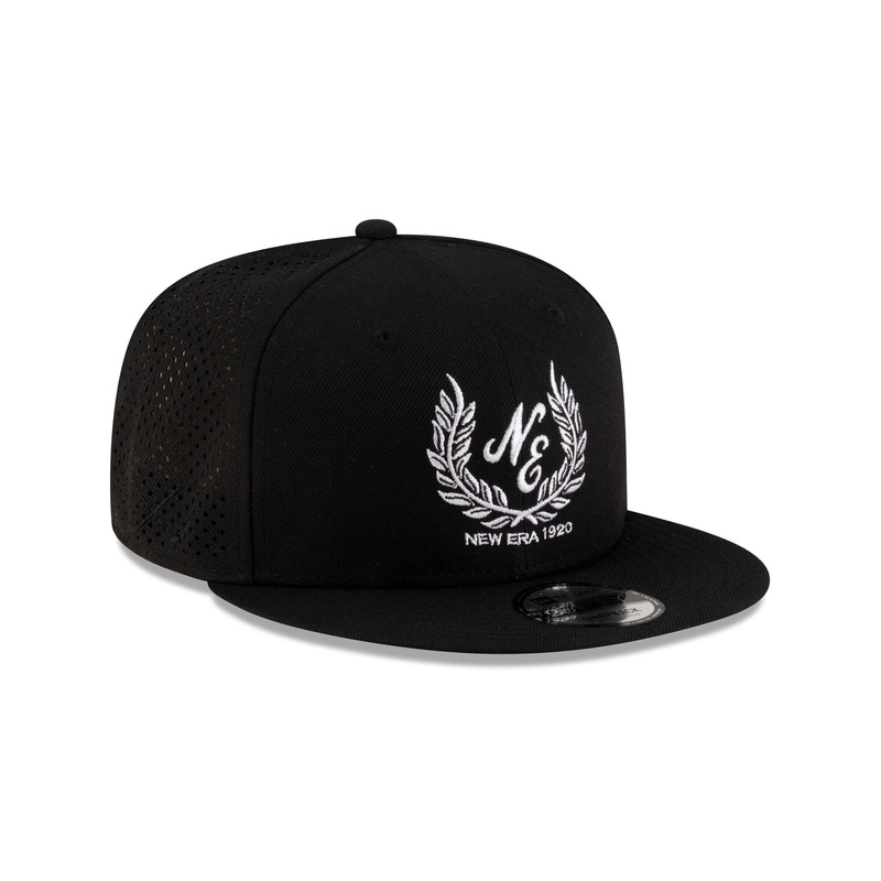 New Era Cap Laurel Wreath Black 9FIFTY Snapback Hat One Size