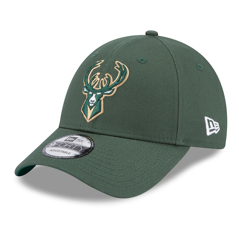 New Era 9FORTY Milwaukee Bucks Baseball Cap – NBA Team Side Patch – Green Adjustable