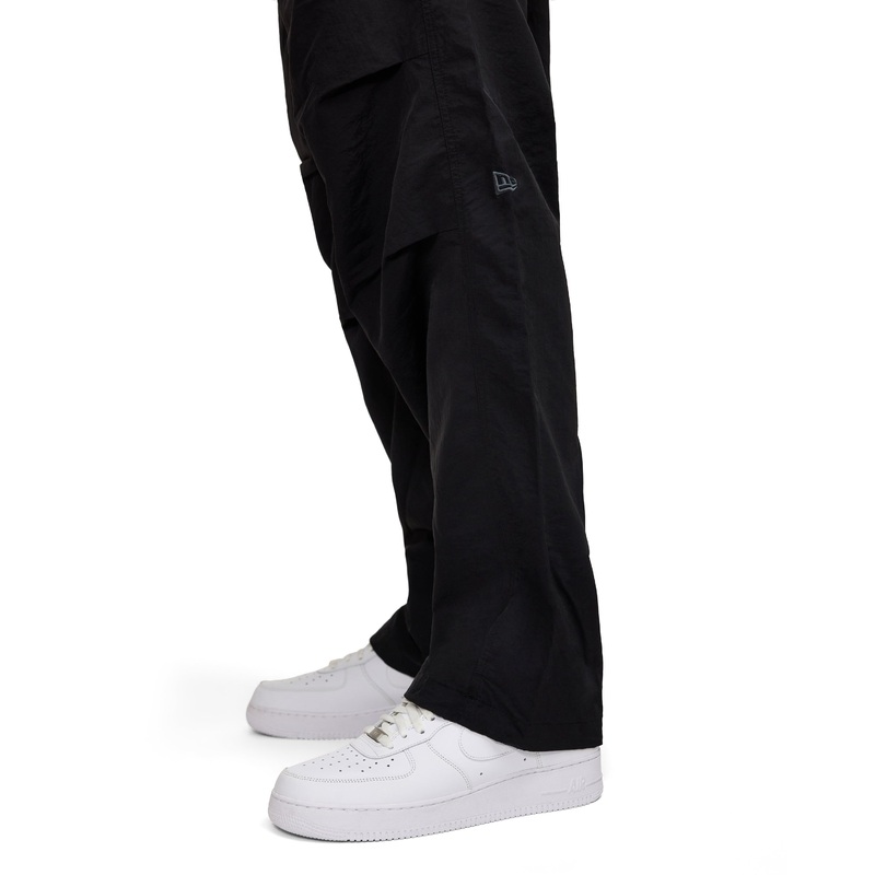 New Era Cap Black Parachute Pants S