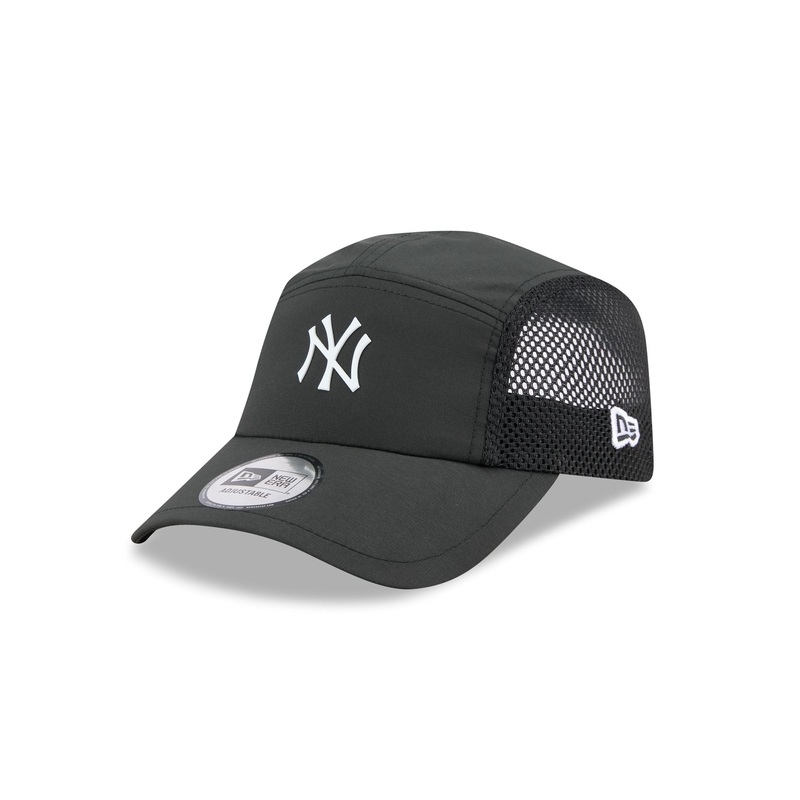 New York Yankees Black Poly Runner Adjustable Hat One Size