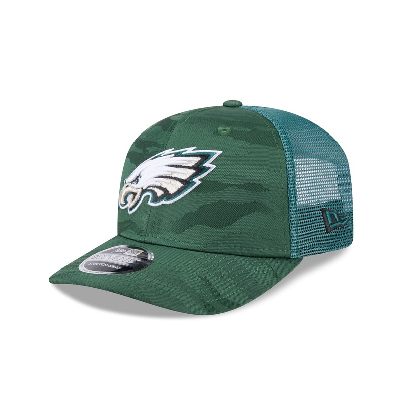 Philadelphia Eagles Camo 9SEVENTY Trucker Stretch-Snap Hat One Size