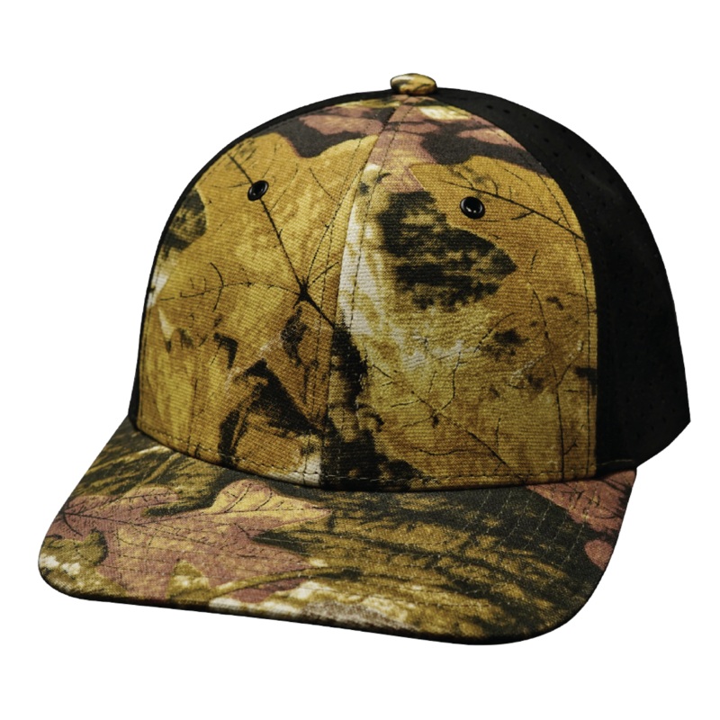 Blank – 6 Panel – Maple Leaf Camo / Black (Unisex) – Laser Mesh